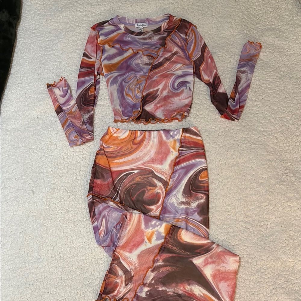 Swirl Pattern Two-Piece Set